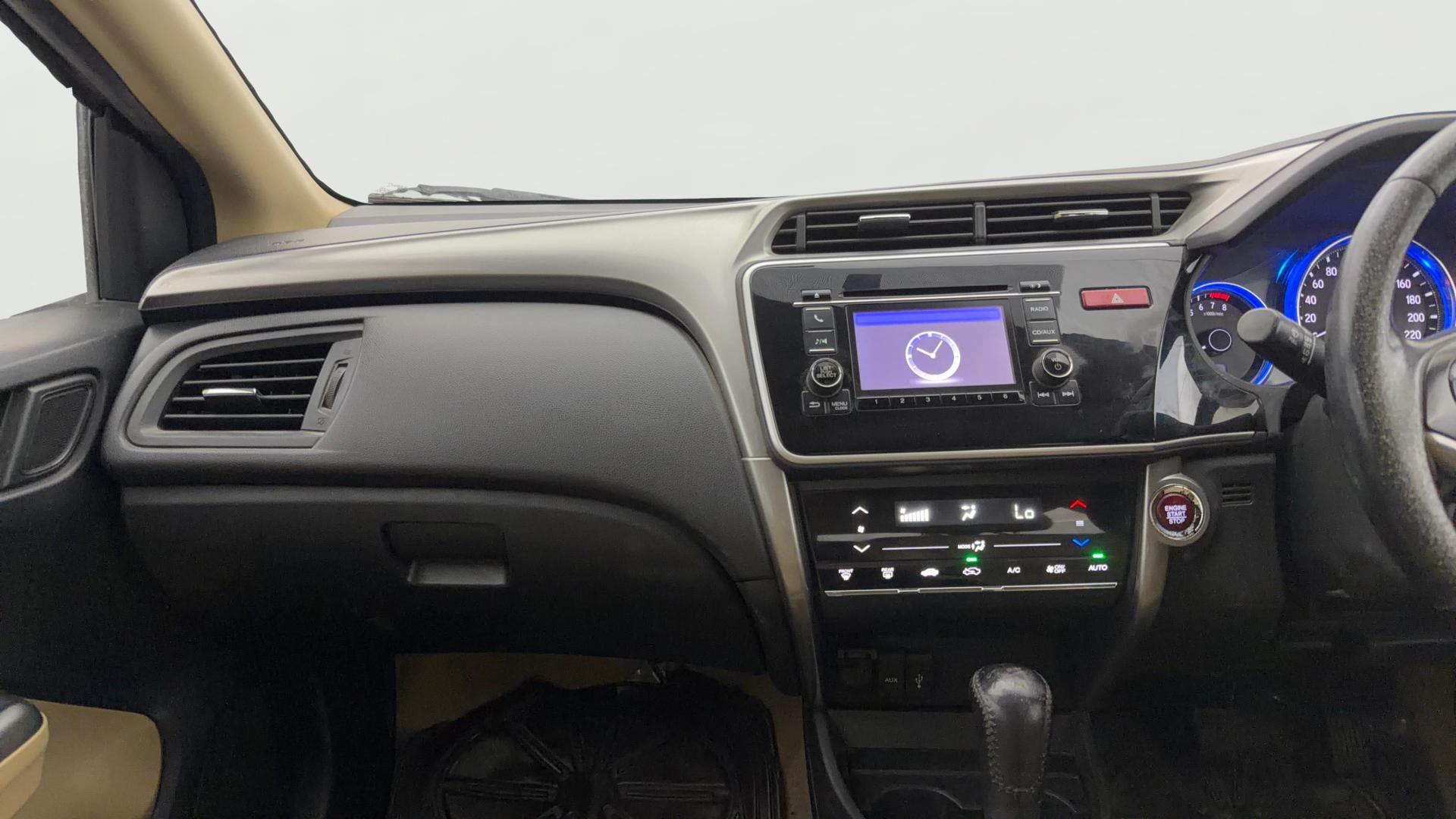 View 2015 Honda City ZX MT Diesel Anniversary Edition Image 18 Used 2015 Honda City ZX MT Diesel Anniversary Edition Image 18