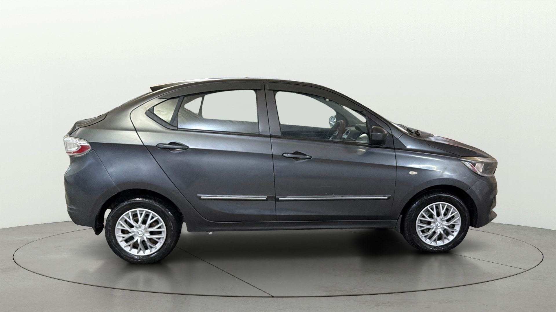 View 2020 Tata Tigor XE Diesel Image 8 Used 2020 Tata Tigor XE Diesel Image 8