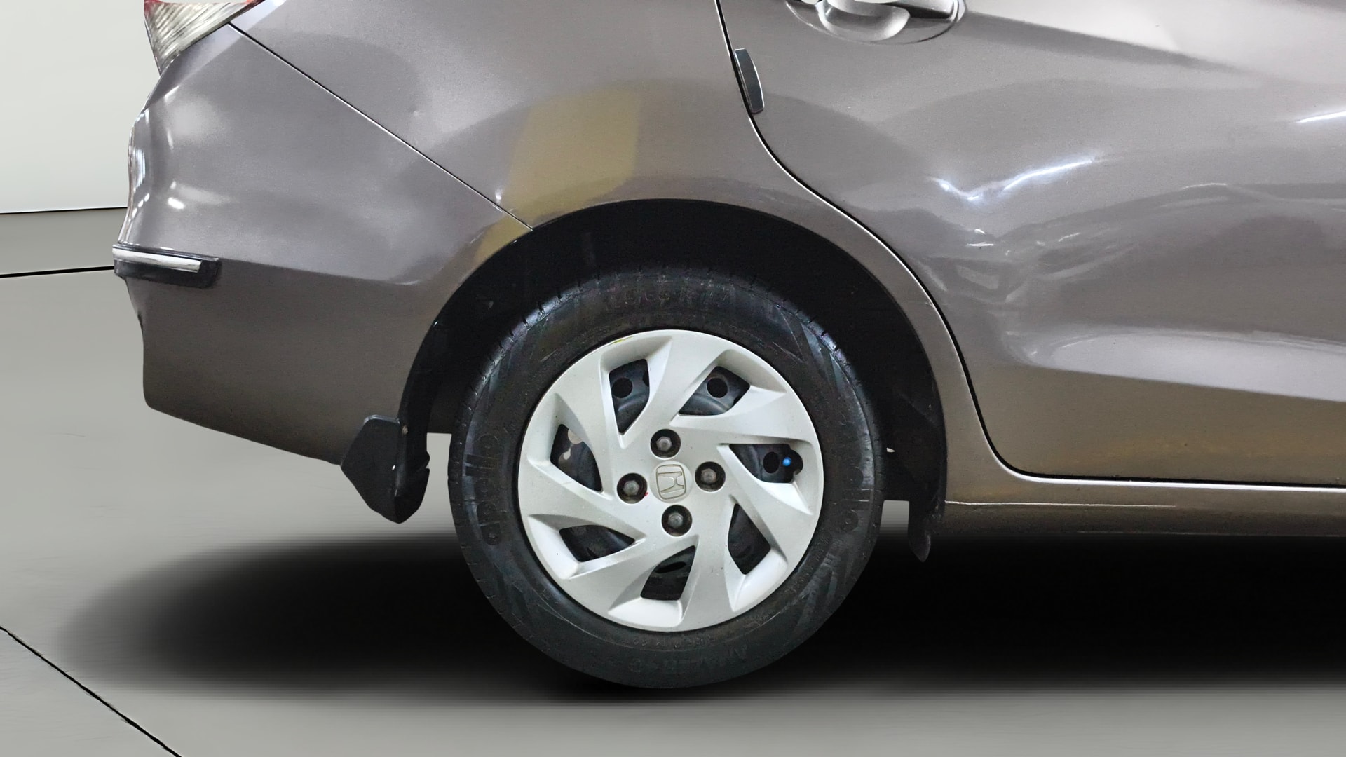View 2015 Honda Amaze E MT Petrol BS IV Image 24 Used 2015 Honda Amaze E MT Petrol BS IV Image 24