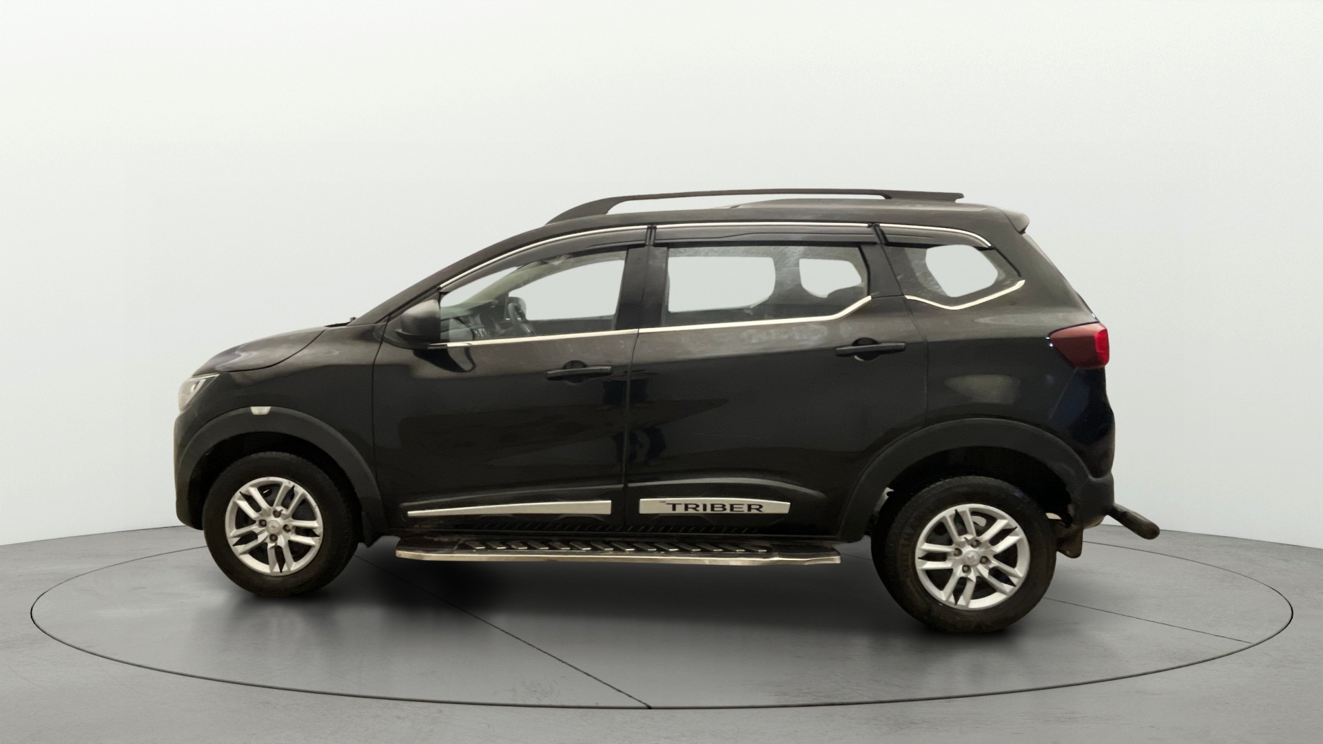 Used 2024 Renault Triber Used 2024 Renault Triber