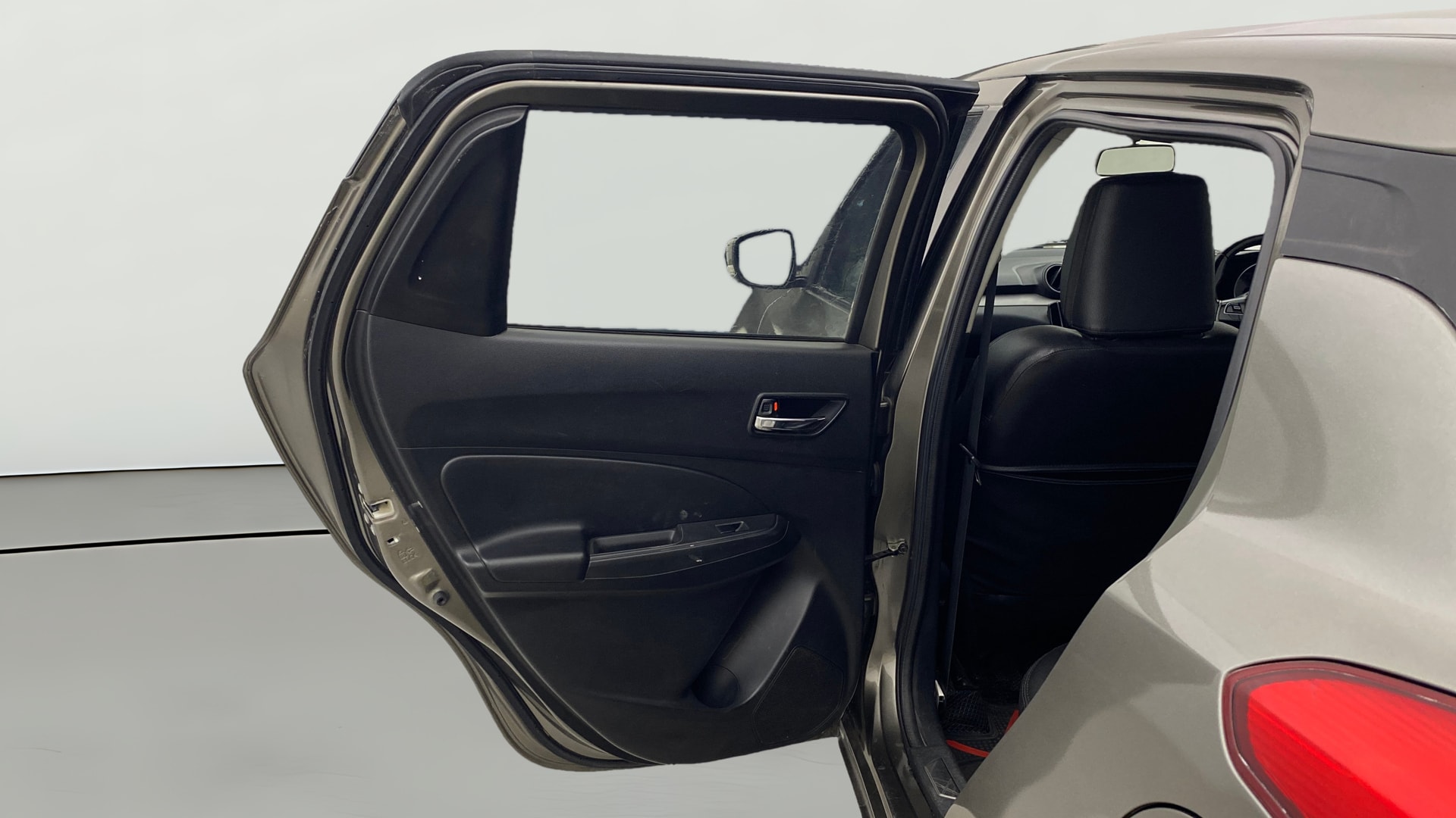 View 2023 Maruti Suzuki 1000 Base Variant Image 22 Used 2023 Maruti Suzuki 1000 Base Variant Image 22