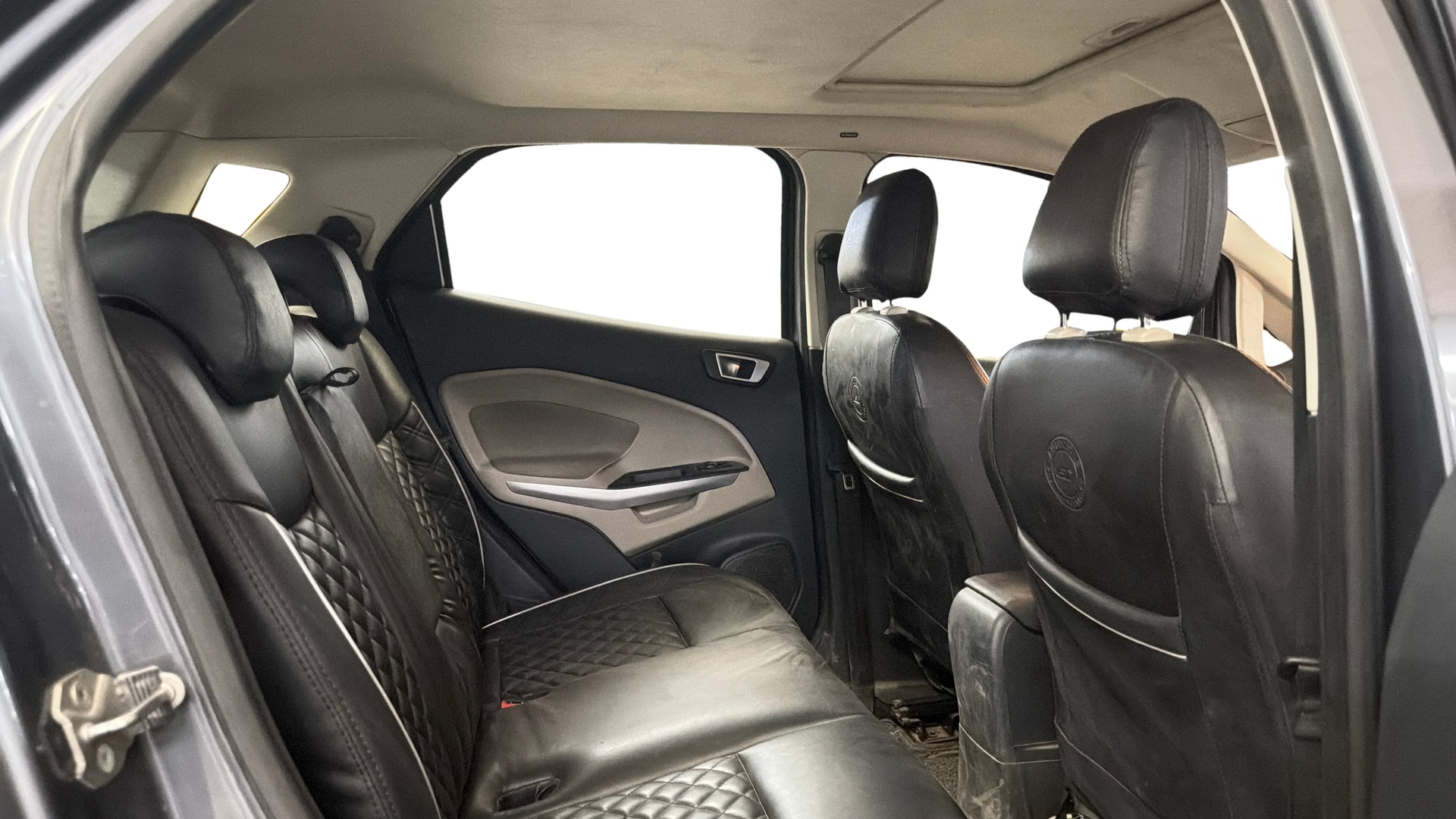 View 2021 Ford EcoSport 1.5 TDCi Diesel Ambiente BS IV Image 29 Used 2021 Ford EcoSport 1.5 TDCi Diesel Ambiente BS IV Image 29