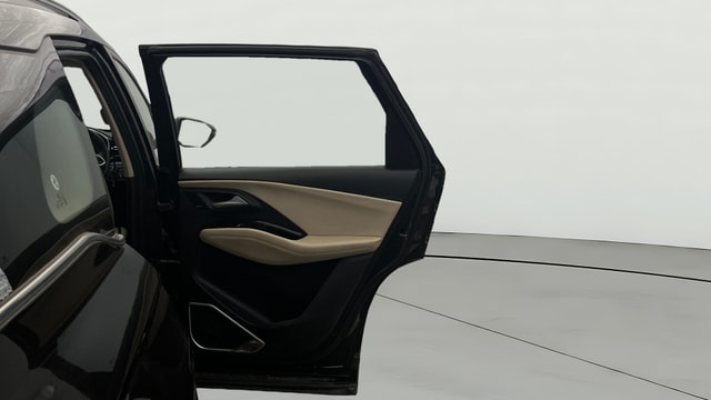 View MG Hector Image 6 Used MG Hector Image 6