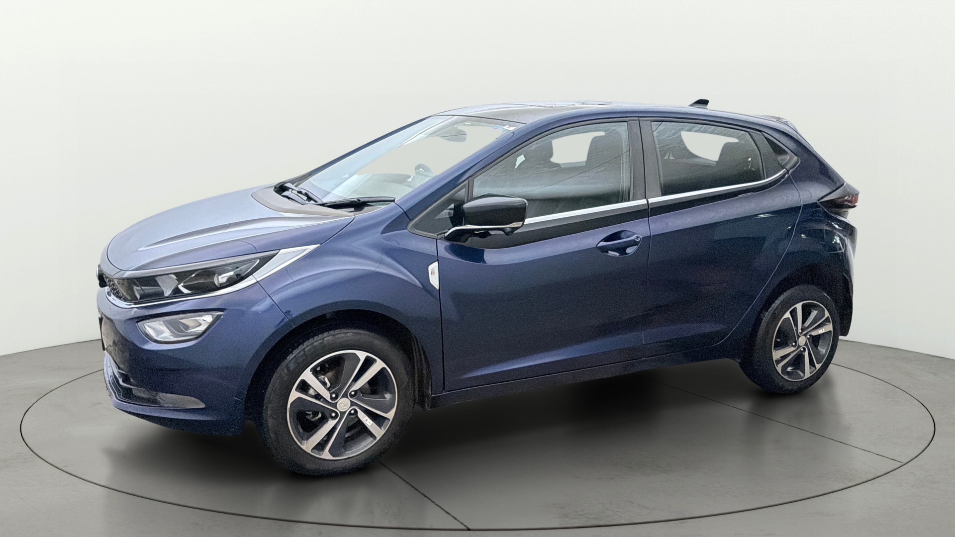View 2024 Tata Altroz XZ Petrol Image 37 Used 2024 Tata Altroz XZ Petrol Image 37