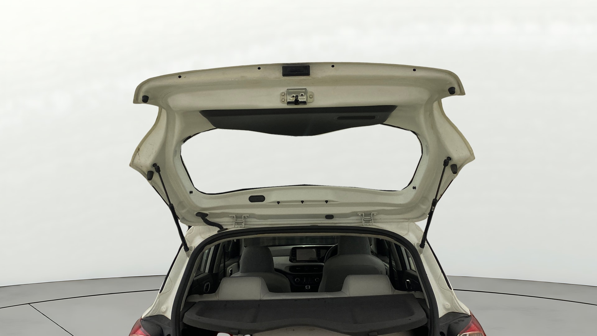 View 2020 Hyundai Grand i10 Nios Sportz CNG Image 16 Used 2020 Hyundai Grand i10 Nios Sportz CNG Image 16