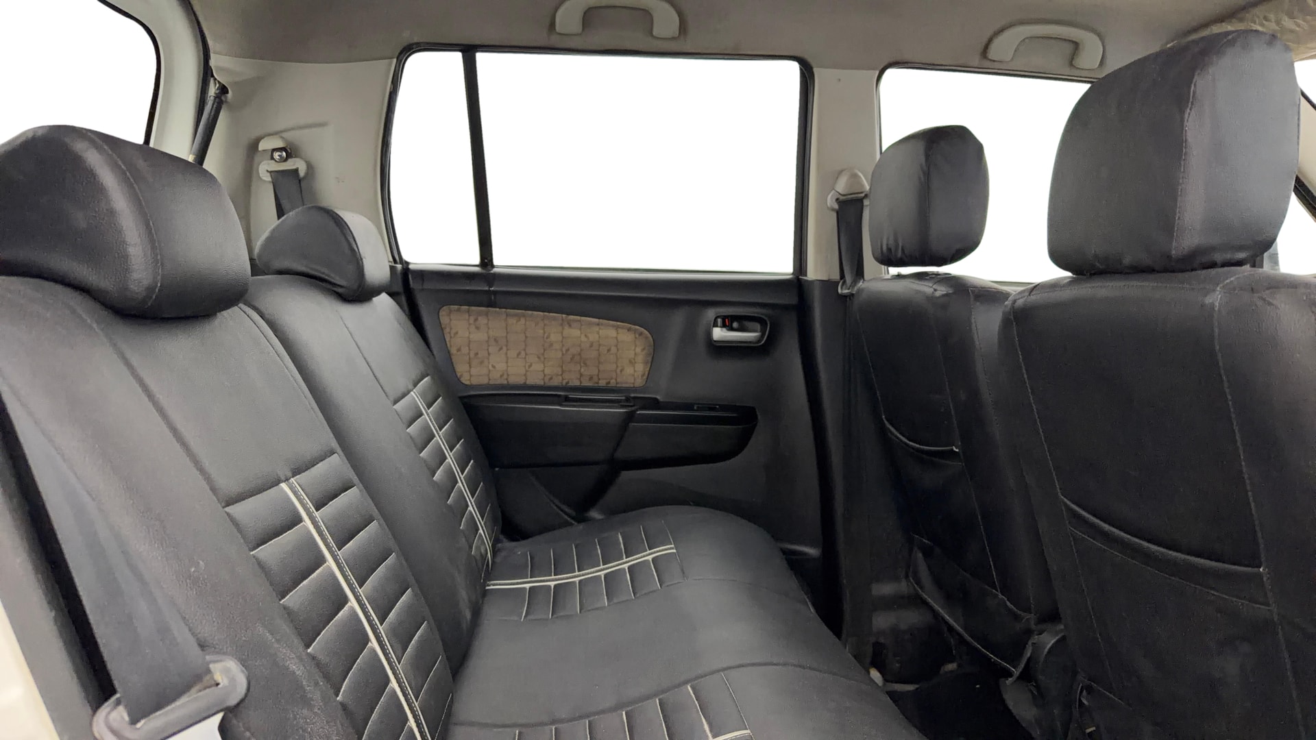 View 2018 Maruti Suzuki 1000 Base Variant Image 28 Used 2018 Maruti Suzuki 1000 Base Variant Image 28