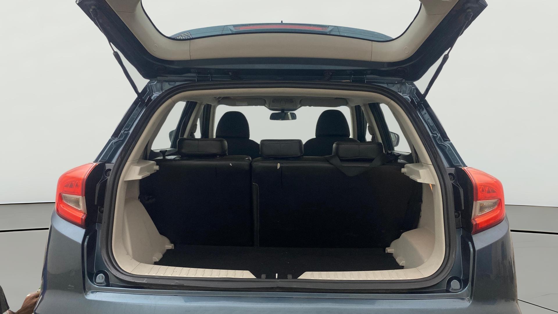 Used 2020 Mahindra XUV300 Used 2020 Mahindra XUV300