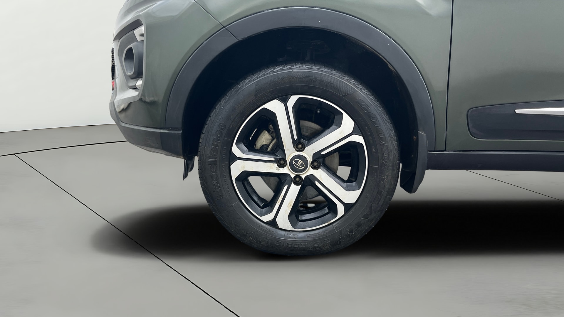 View 2022 Tata Nexon Revotron XE Image 28 Used 2022 Tata Nexon Revotron XE Image 28