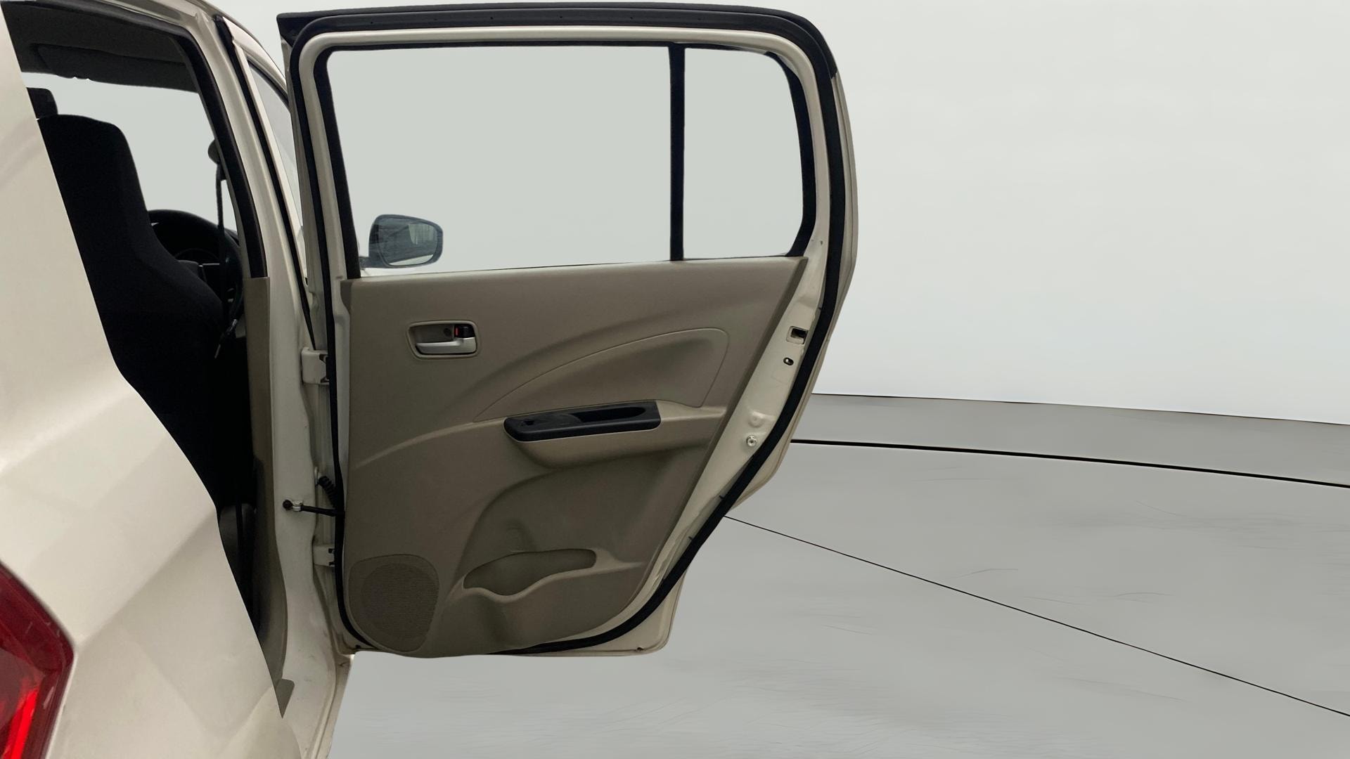 View 2014 Maruti Suzuki 1000 Base Variant Image 7 Used 2014 Maruti Suzuki 1000 Base Variant Image 7