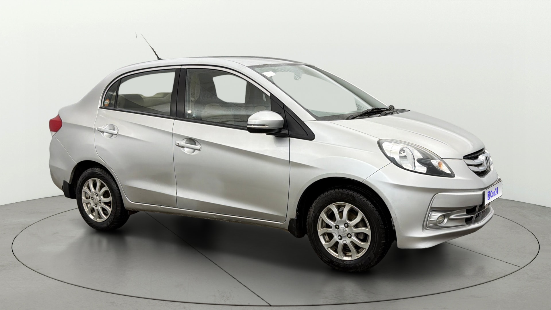View 2015 Honda Amaze E MT Petrol BS IV Image 35 Used 2015 Honda Amaze E MT Petrol BS IV Image 35
