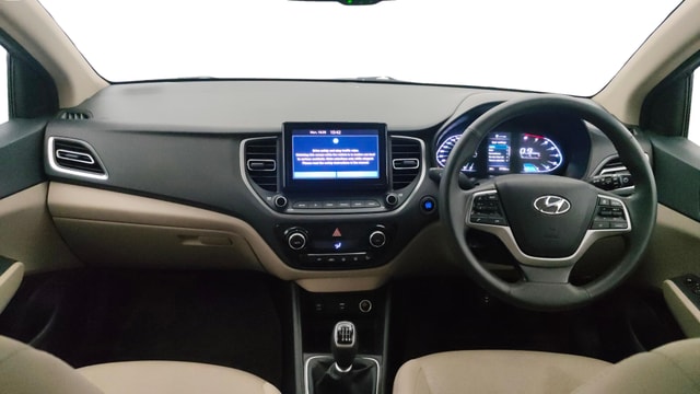View Hyundai Verna Image 30 Used Hyundai Verna Image 30