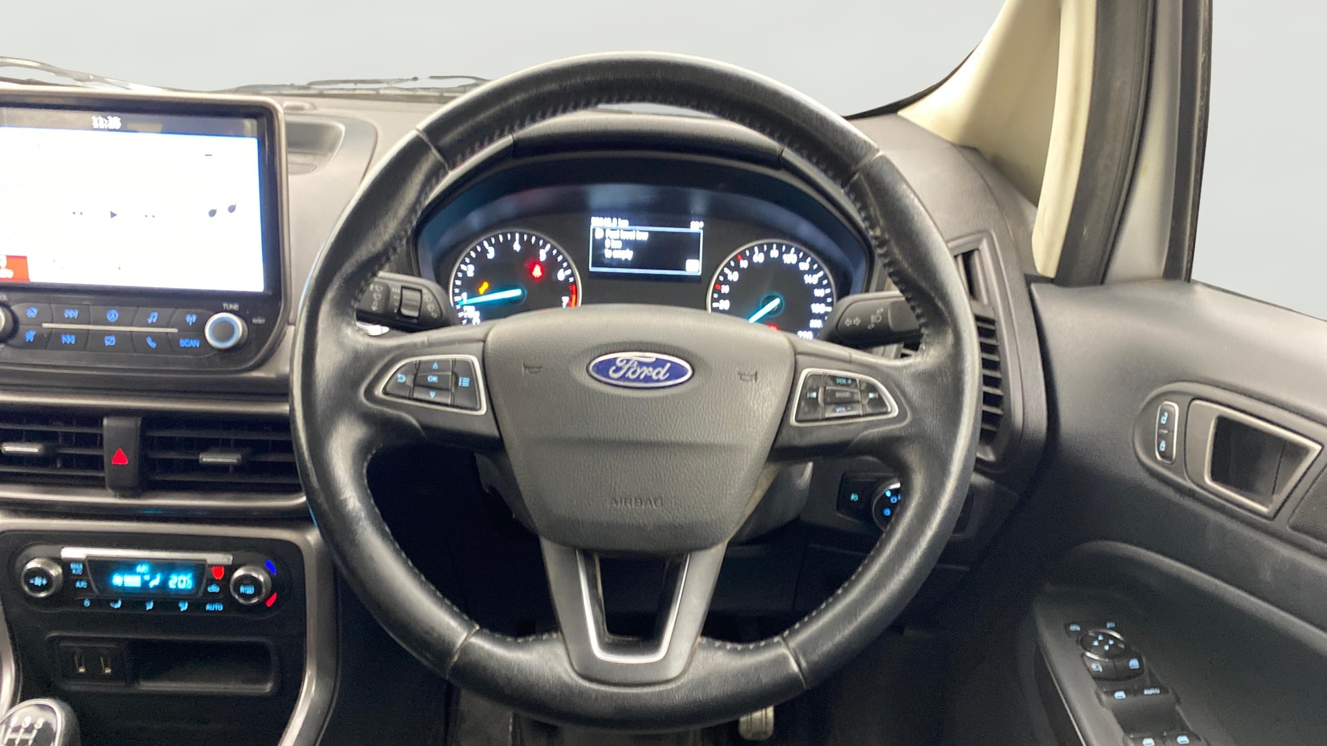 View 2019 Ford EcoSport 1.5 TDCi Diesel Ambiente BS IV Image 12 Used 2019 Ford EcoSport 1.5 TDCi Diesel Ambiente BS IV Image 12