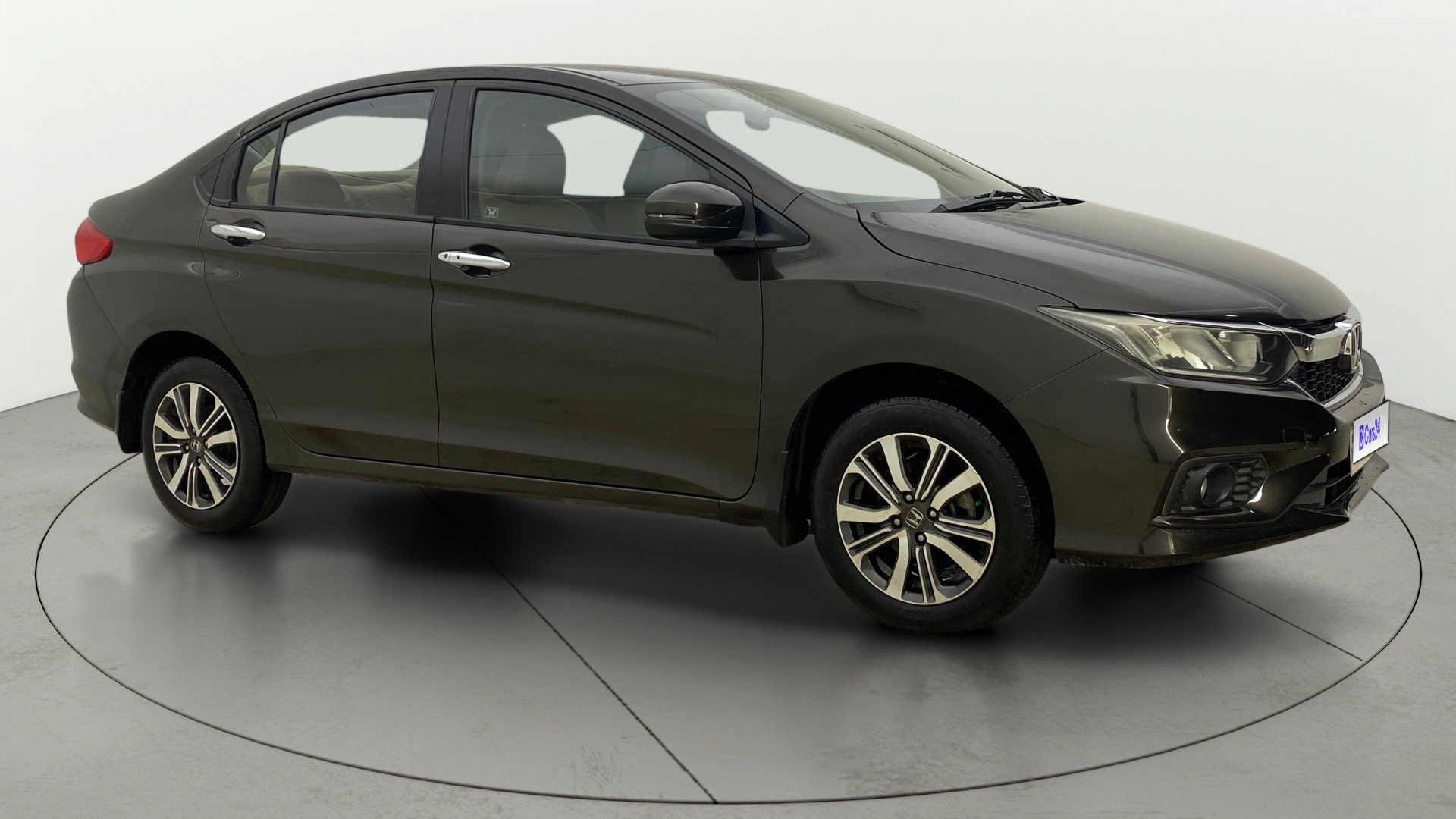 View 2022 Honda City ZX MT Diesel Anniversary Edition Image 38 Used 2022 Honda City ZX MT Diesel Anniversary Edition Image 38
