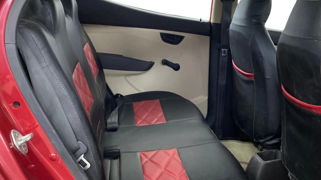 View Hyundai EON Image 28 Used Hyundai EON Image 28