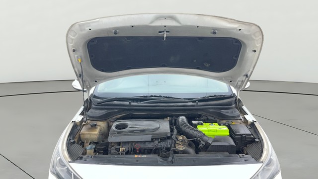 View Hyundai Verna Image 34 Used Hyundai Verna Image 34