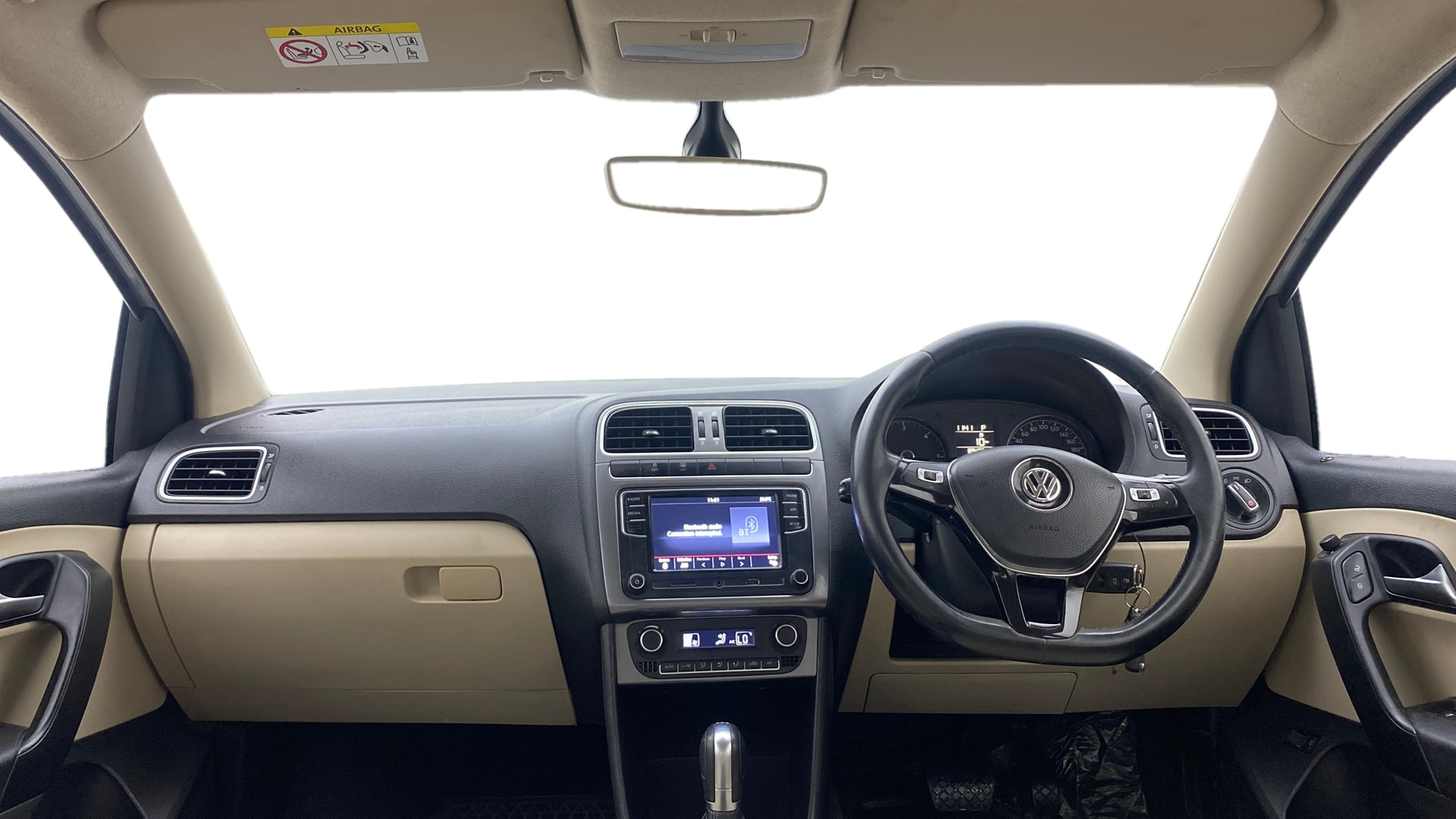 View 2019 Volkswagen Vento 1.2 L TSI Comfortline Petrol AT Image 16 Used 2019 Volkswagen Vento 1.2 L TSI Comfortline Petrol AT Image 16