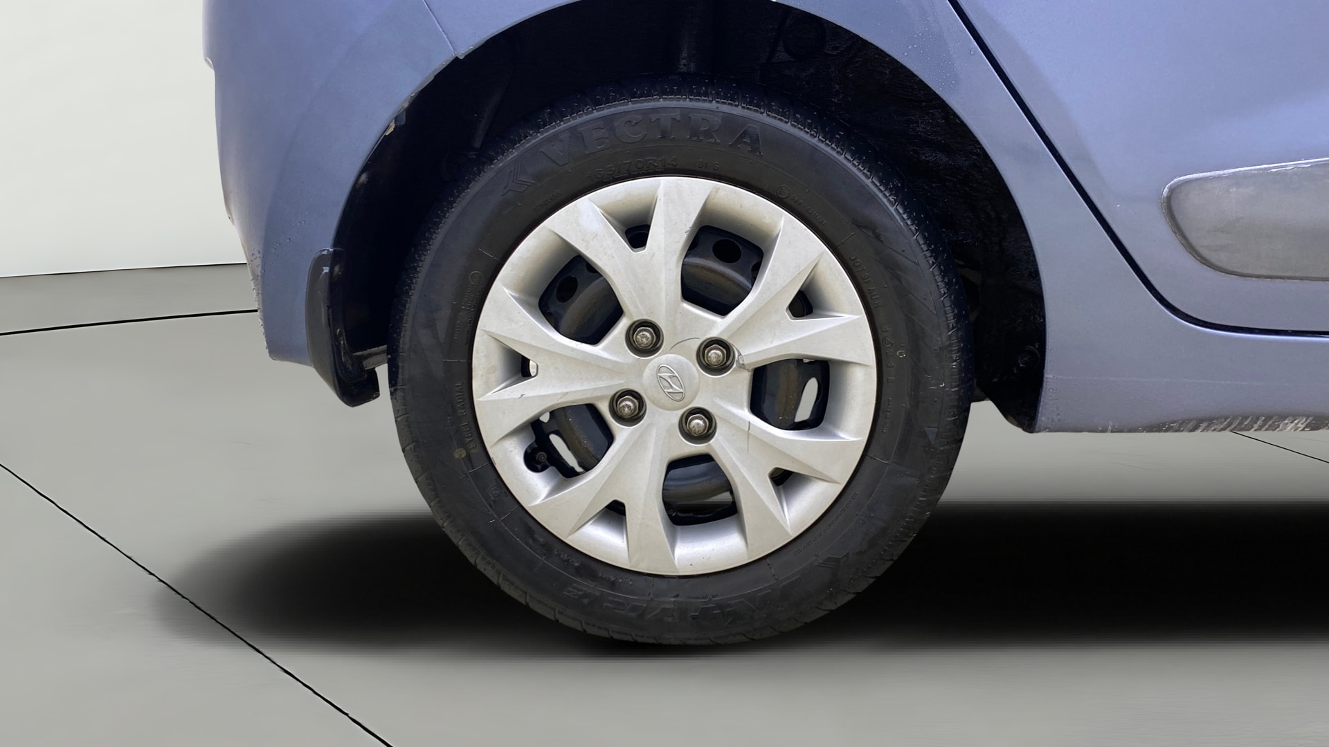 View 2015 Hyundai Grand i10 Sportz 1.2 Kappa Image 23 Used 2015 Hyundai Grand i10 Sportz 1.2 Kappa Image 23