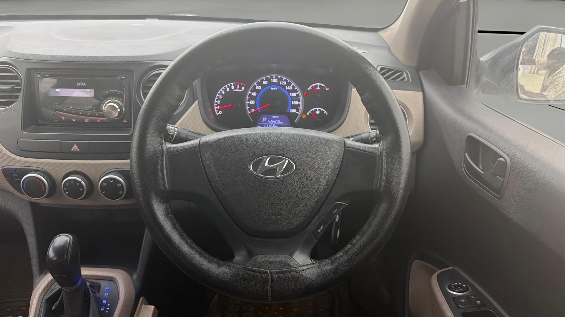 View 2017 Hyundai Grand i10 1.2 Magna Petrol AT Image 20 Used 2017 Hyundai Grand i10 1.2 Magna Petrol AT Image 20