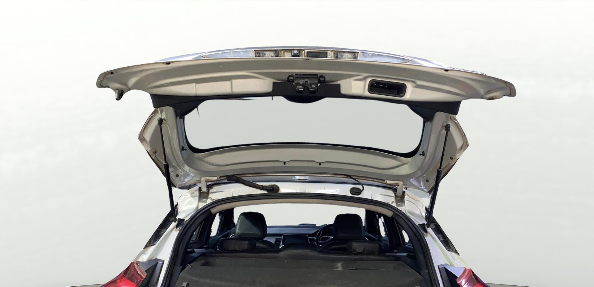 Used 2020 Nissan Kicks Used 2020 Nissan Kicks