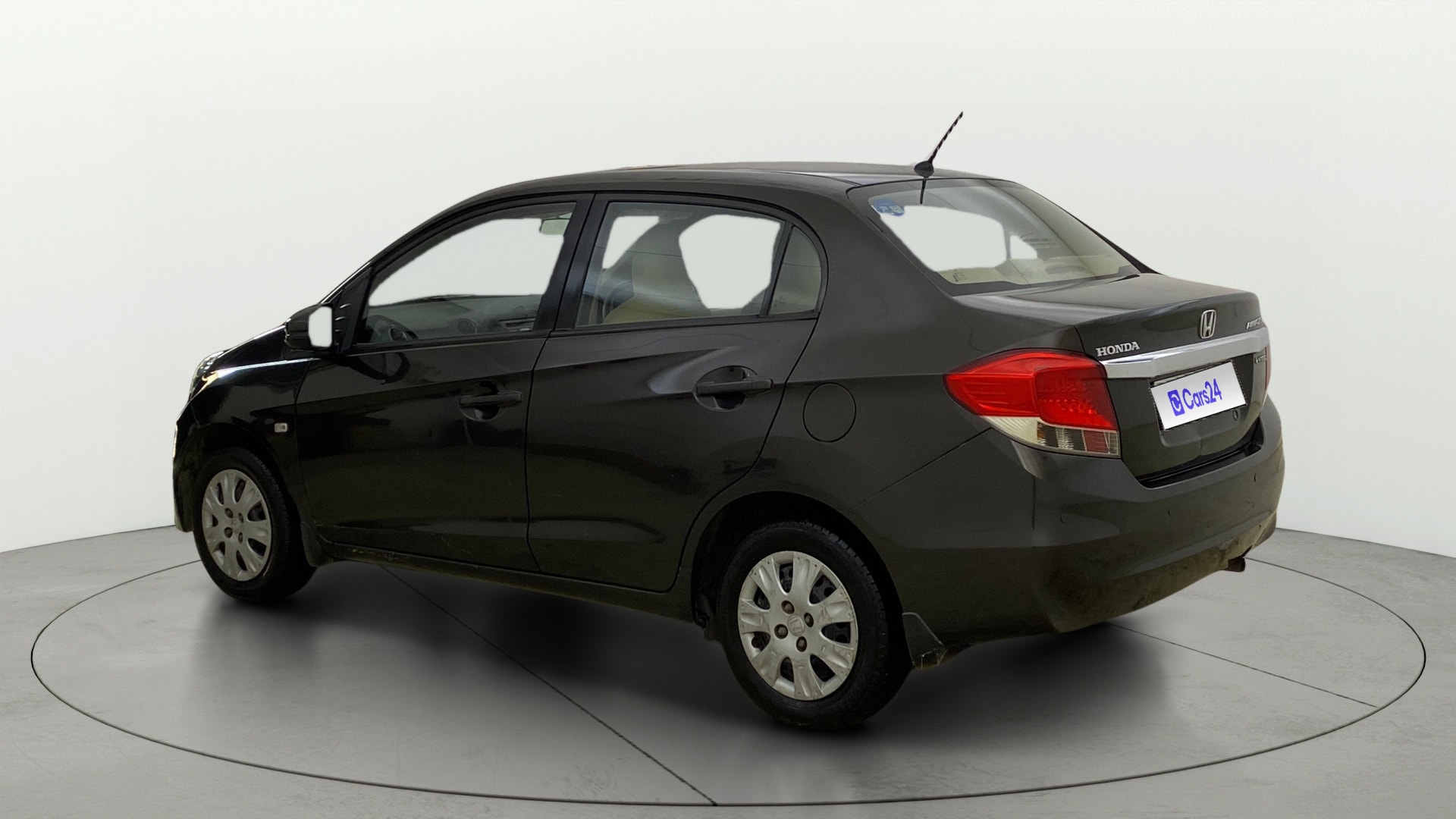 View 2015 Honda Amaze E MT Petrol BS IV Image 2 Used 2015 Honda Amaze E MT Petrol BS IV Image 2