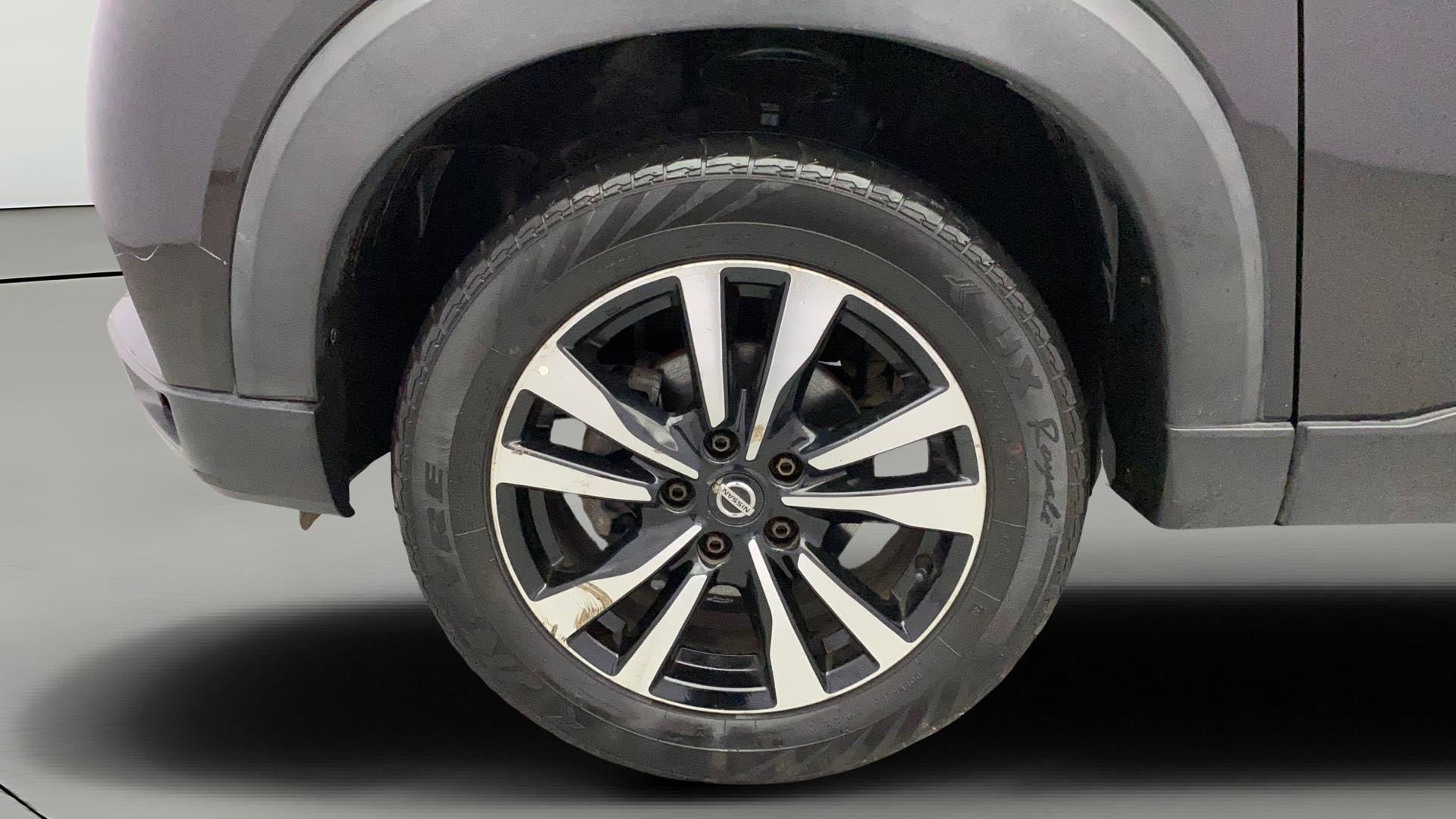 Used 2020 Nissan Kicks Used 2020 Nissan Kicks
