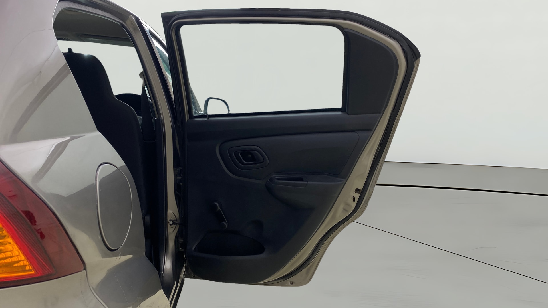 View 2022 Datsun Go A Image 7 Used 2022 Datsun Go A Image 7