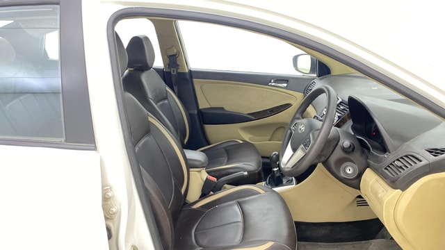 View Hyundai Fluidic Verna Image 26 Used Hyundai Fluidic Verna Image 26