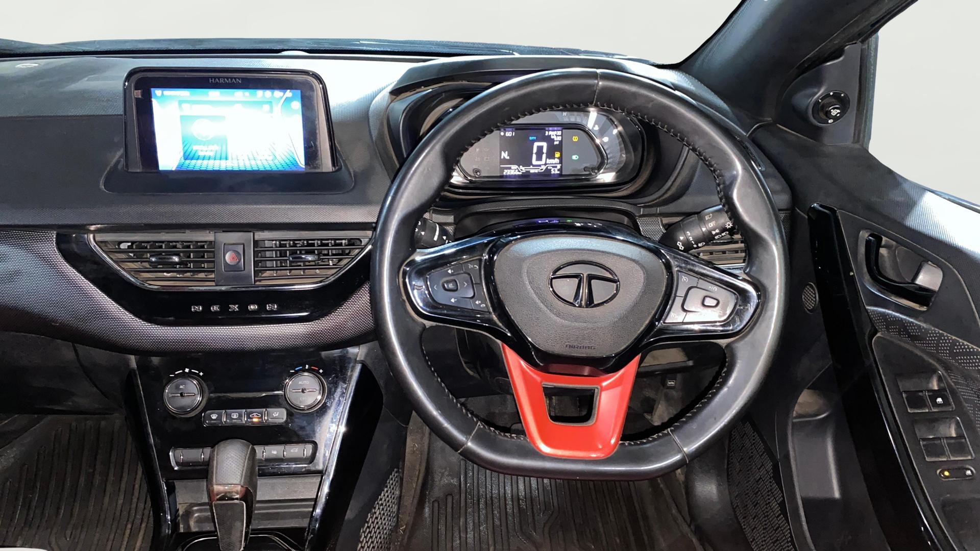 View 2024 Tata Nexon Revotron XE Image 21 Used 2024 Tata Nexon Revotron XE Image 21