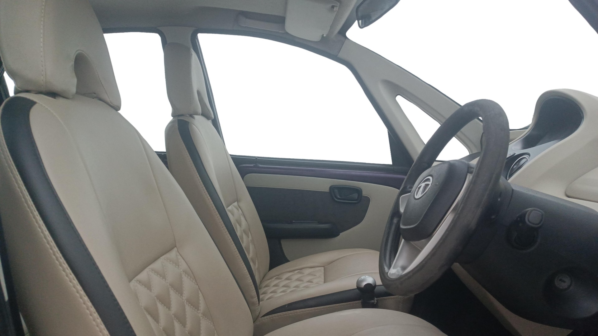View 2015 Tata Nano Twist XT Image 16 Used 2015 Tata Nano Twist XT Image 16