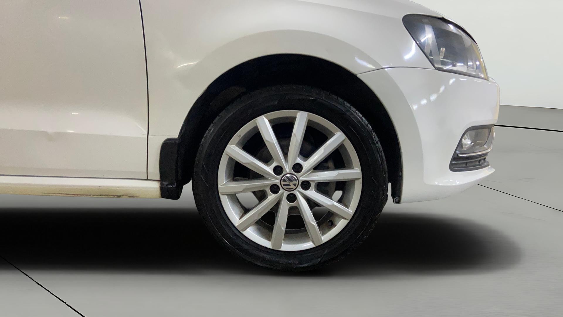View 2017 Volkswagen Polo GT TSI Image 41 Used 2017 Volkswagen Polo GT TSI Image 41