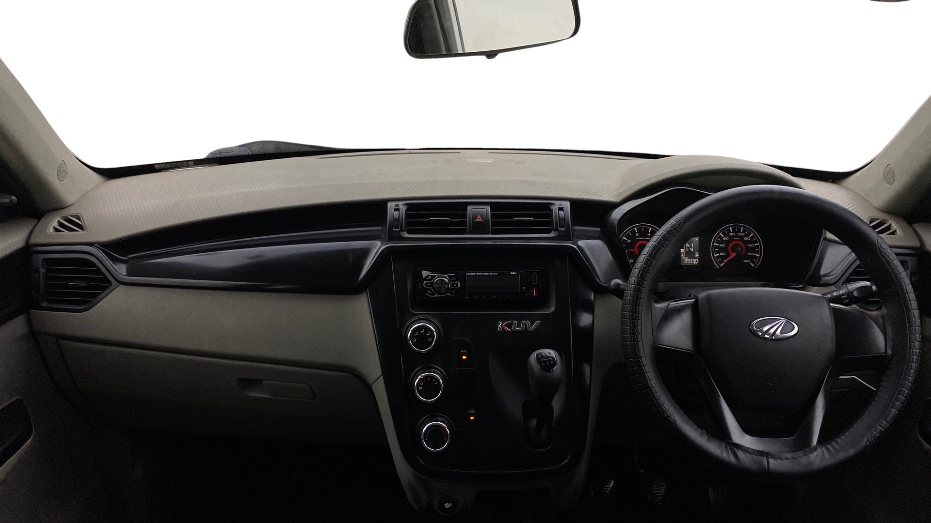 View 2017 Mahindra KUV100 K4 Plus Diesel 6 Seater BS IV Image 15 Used 2017 Mahindra KUV100 K4 Plus Diesel 6 Seater BS IV Image 15