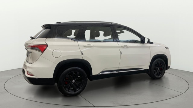 View MG Hector Plus Image 48 Used MG Hector Plus Image 48