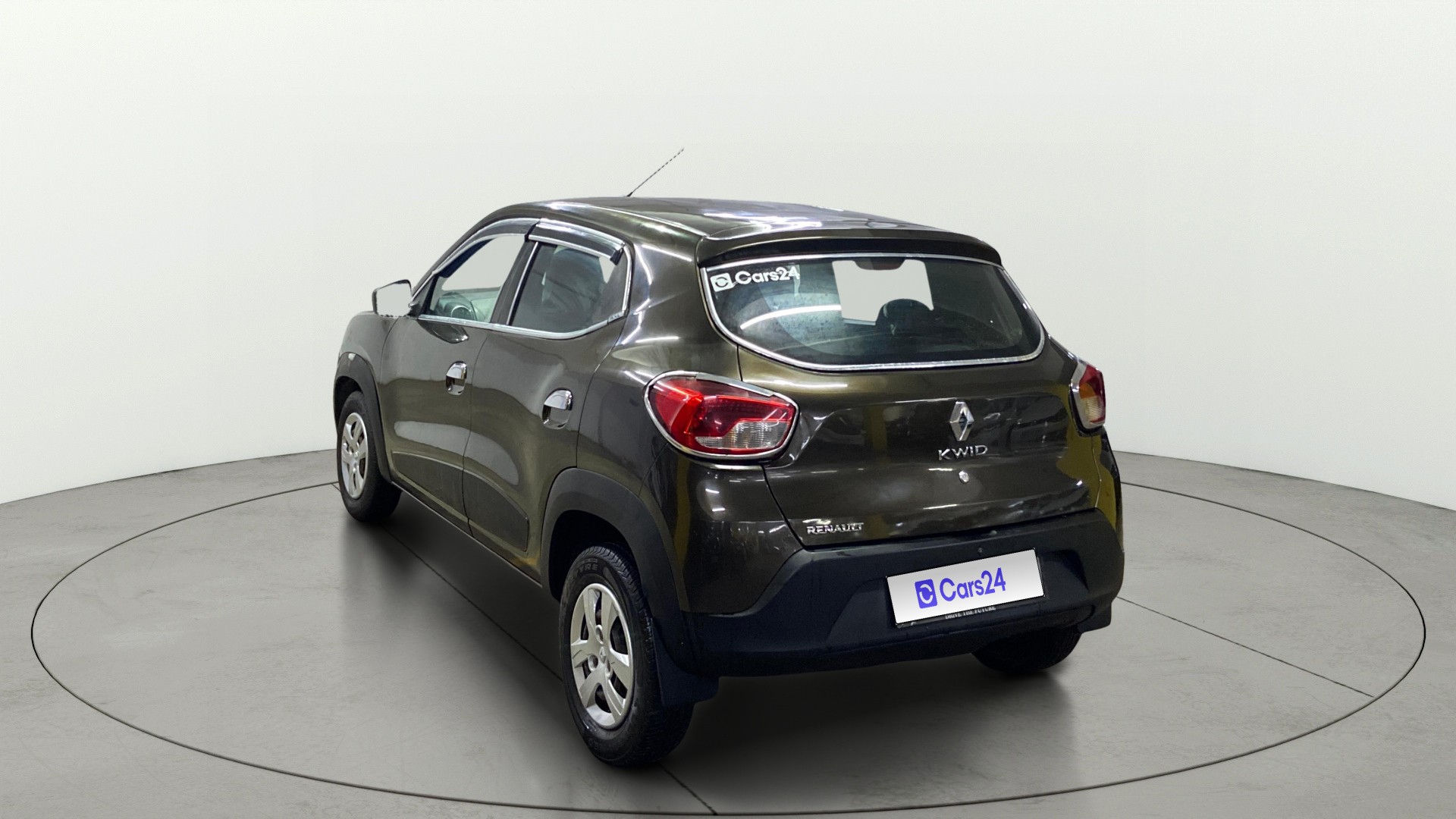 View 2018 Renault Kwid RXL Image 2 Used 2018 Renault Kwid RXL Image 2
