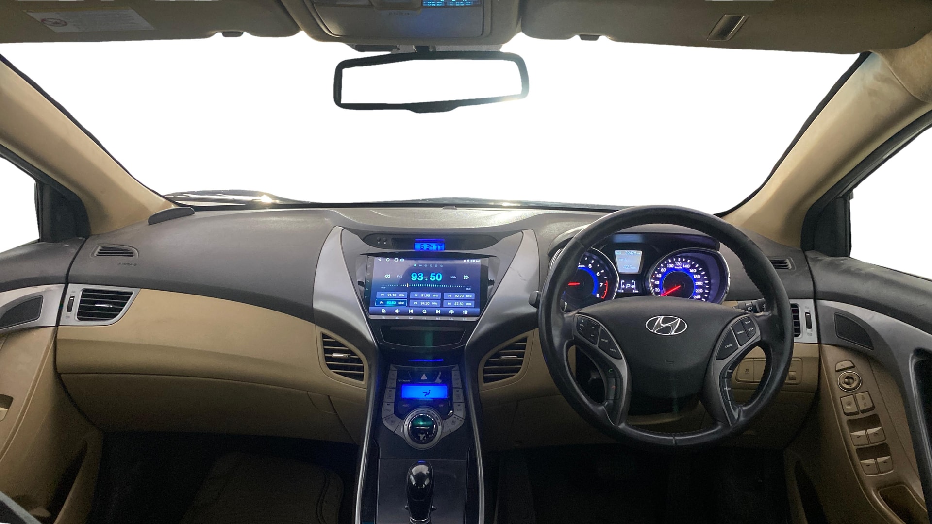 View 2013 Hyundai Elantra 1.6 CRDi S Image 16 Used 2013 Hyundai Elantra 1.6 CRDi S Image 16