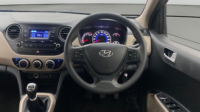 View Hyundai Grand i10 Image 20 Used Hyundai Grand i10 Image 20