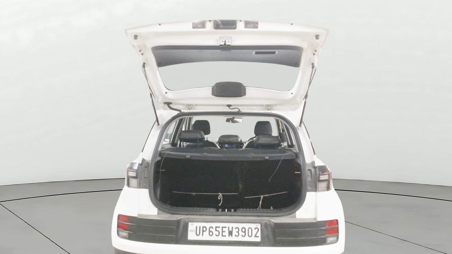 View 2023 Hyundai Venue SX (O) 1.0 Turbo Petrol DCT Image 32 Used 2023 Hyundai Venue SX (O) 1.0 Turbo Petrol DCT Image 32