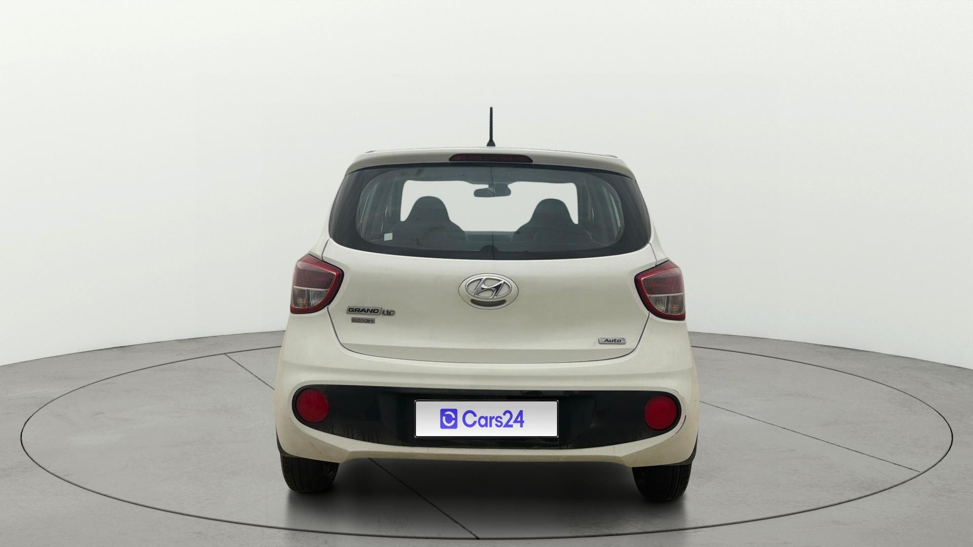 View 2017 Hyundai Grand i10 1.2 Magna Petrol AT Image 38 Used 2017 Hyundai Grand i10 1.2 Magna Petrol AT Image 38