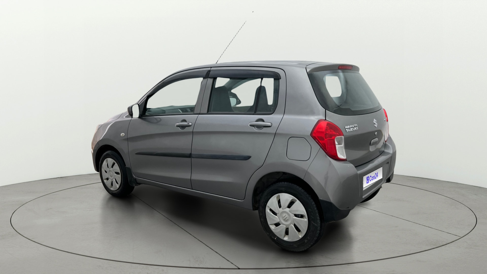 View 2017 Maruti Suzuki 1000 Base Variant Image 2 Used 2017 Maruti Suzuki 1000 Base Variant Image 2