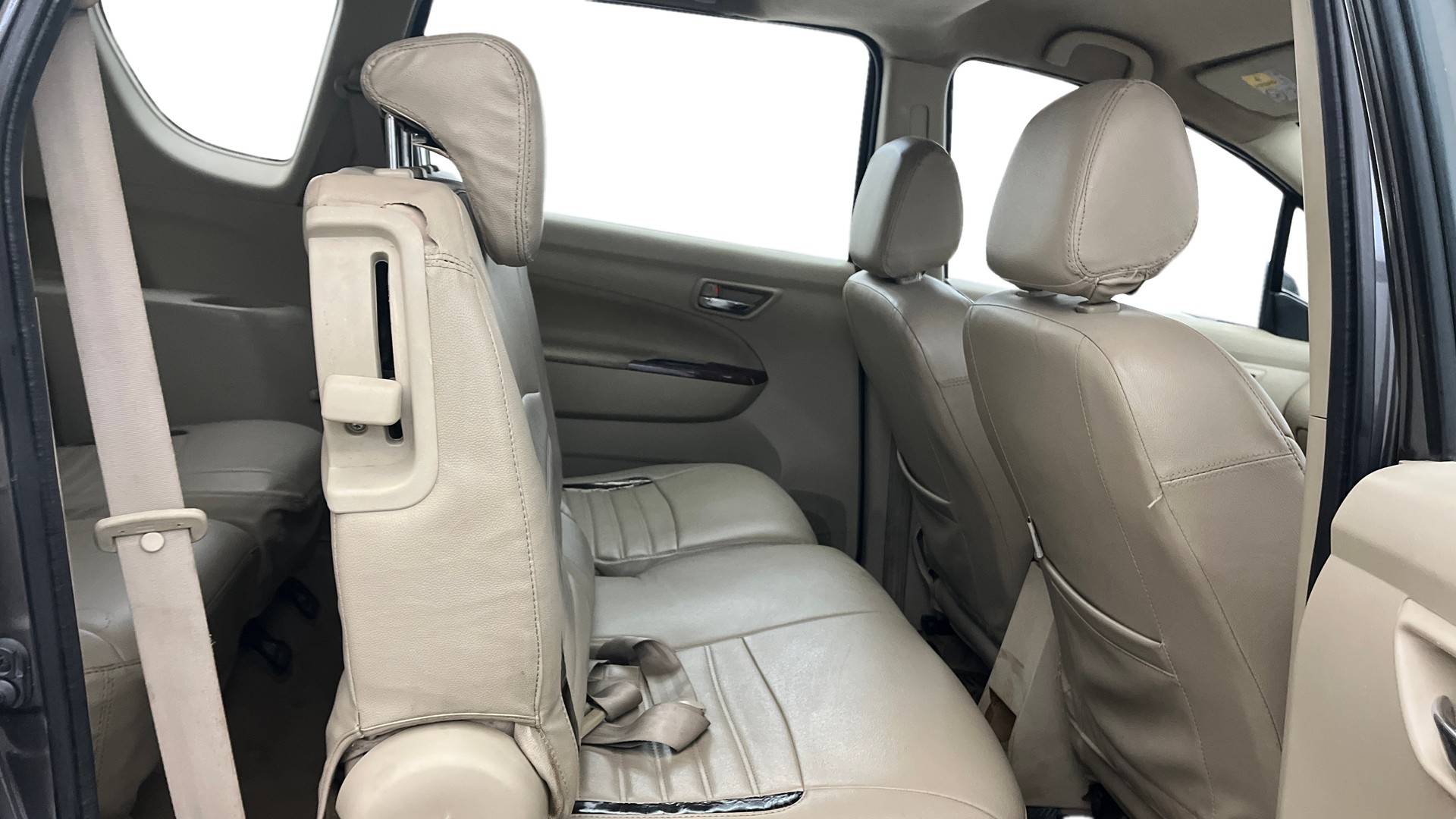 View 2018 Maruti Suzuki 1000 Base Variant Image 30 Used 2018 Maruti Suzuki 1000 Base Variant Image 30