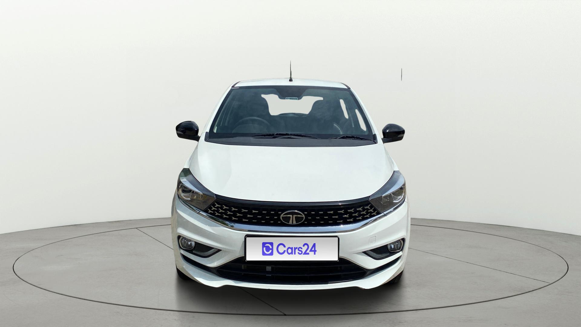 2024 टाटा टियागो Revotorq XB 2024 टाटा टियागो Revotorq XB