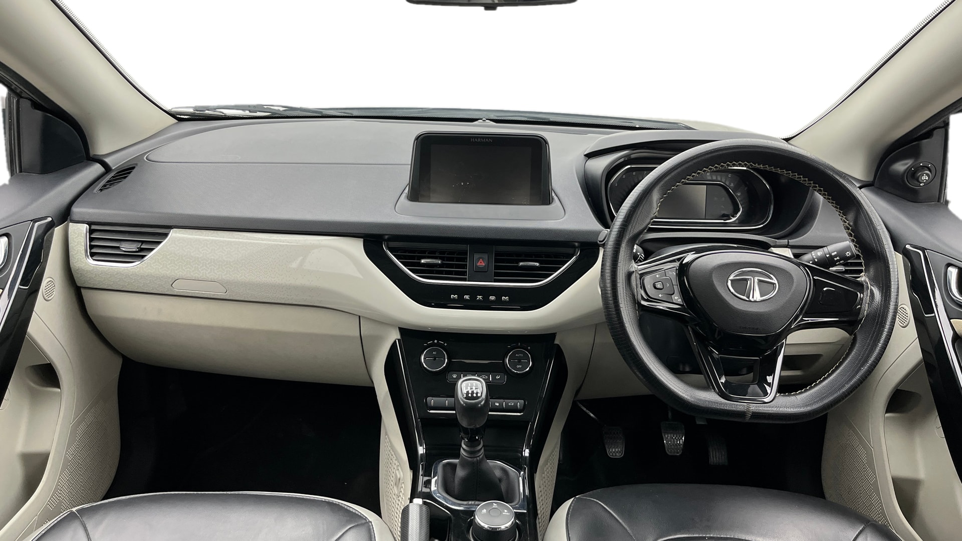 View 2022 Tata Nexon Revotron XE Image 15 Used 2022 Tata Nexon Revotron XE Image 15