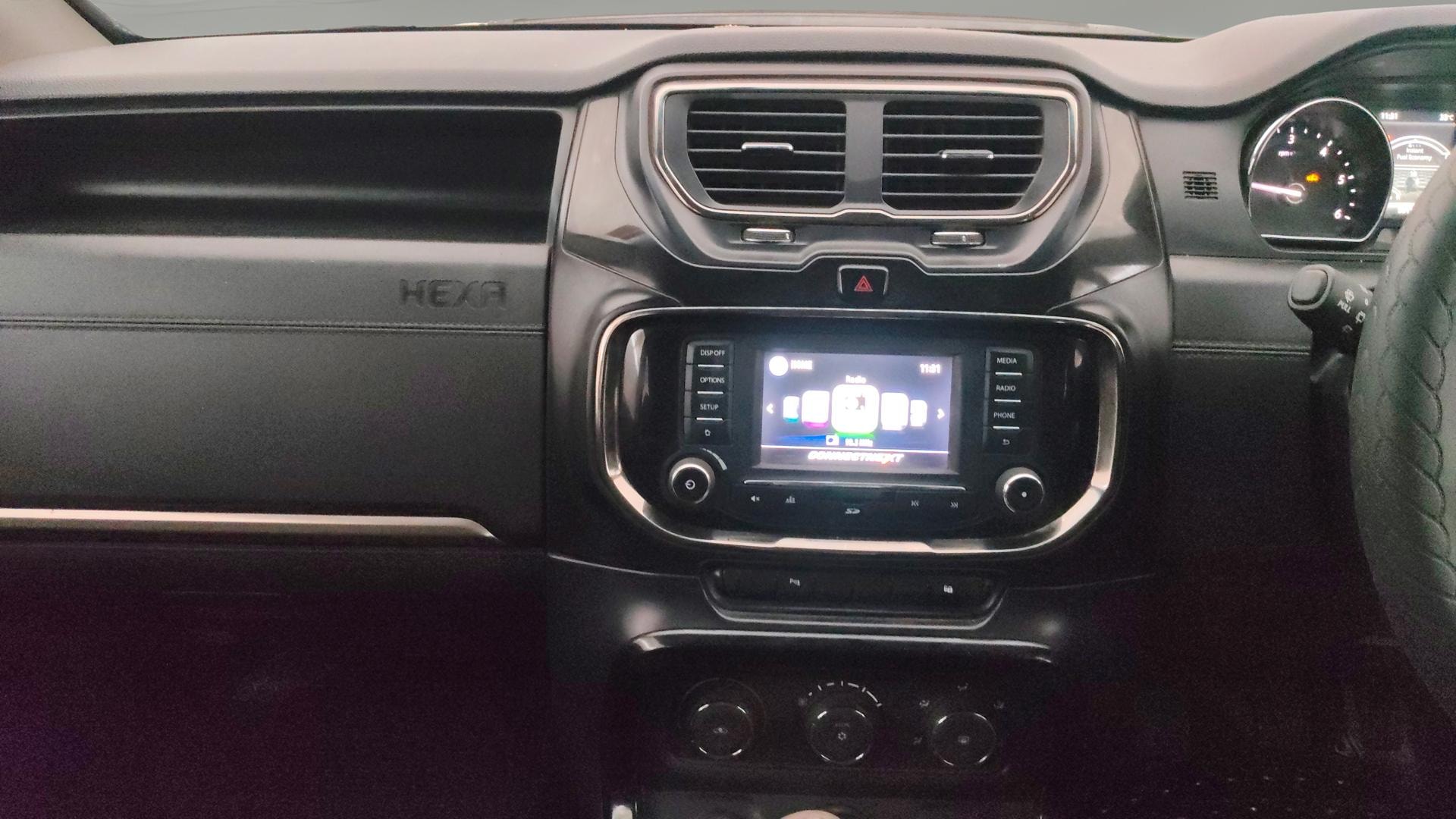 View 2017 Tata Hexa XM 4X2 Image 18 Used 2017 Tata Hexa XM 4X2 Image 18