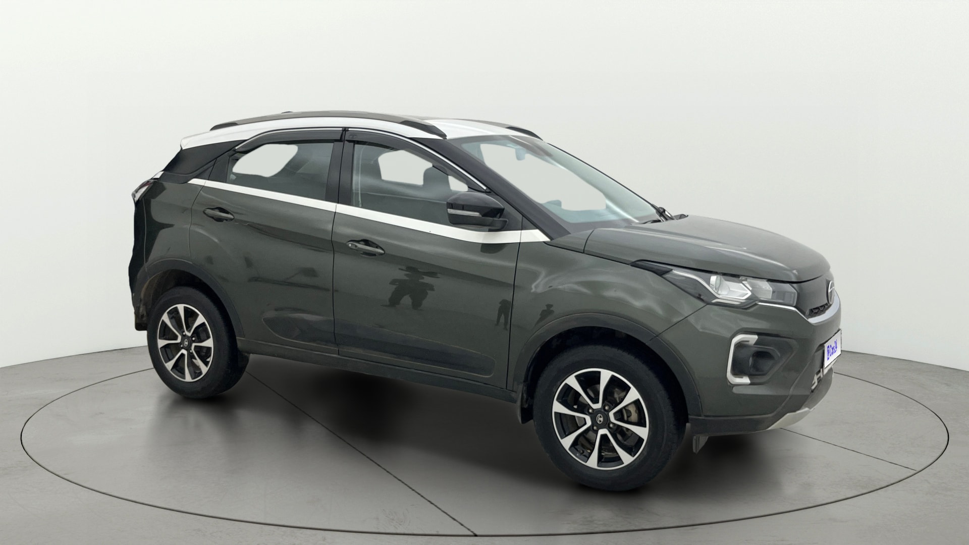 View 2021 Tata Nexon Revotron XE Image 14 Used 2021 Tata Nexon Revotron XE Image 14
