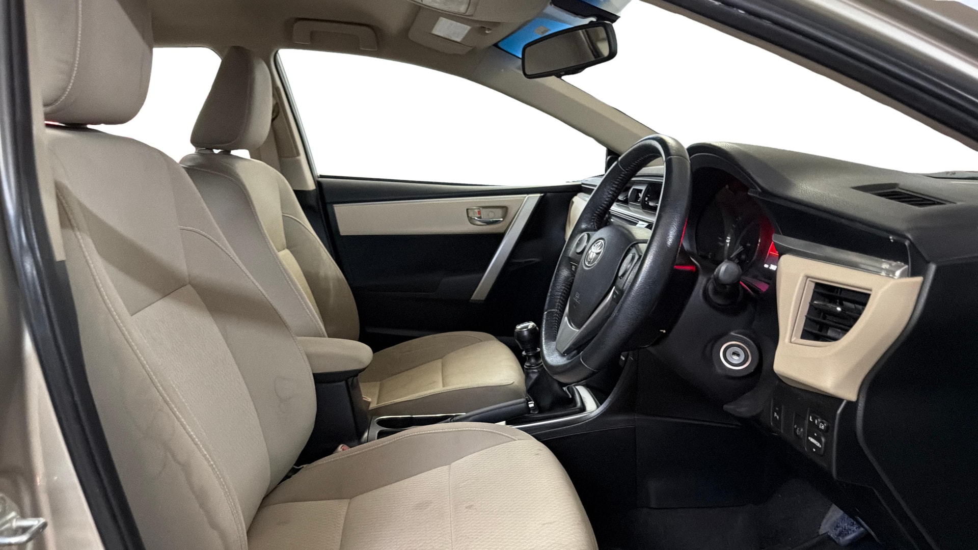 View 2015 Toyota Corolla Altis 1.8 G Image 25 Used 2015 Toyota Corolla Altis 1.8 G Image 25