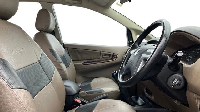 View Toyota Innova Image 27 Used Toyota Innova Image 27