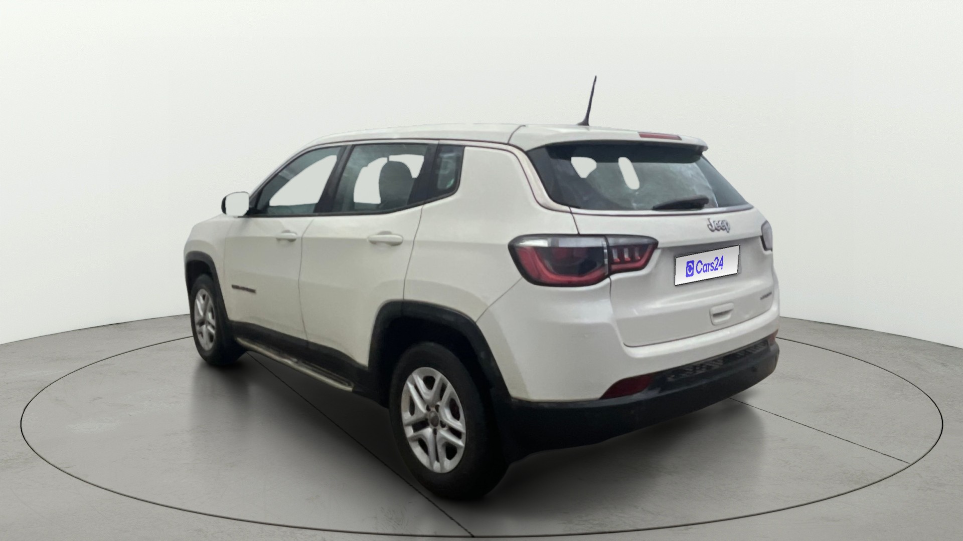 View 2019 Jeep Compass Sport 1.4 Multi AIR Petrol BS IV Image 2 Used 2019 Jeep Compass Sport 1.4 Multi AIR Petrol BS IV Image 2
