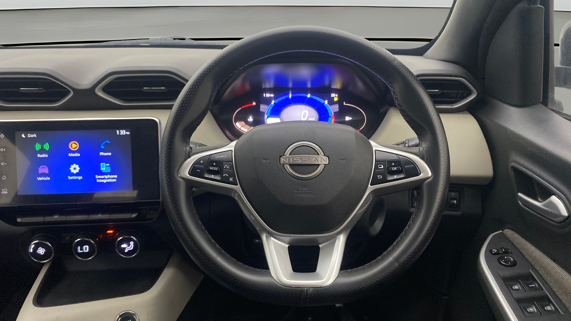 View 2022 Nissan Magnite Turbo XV Premium CVT Image 13 Used 2022 Nissan Magnite Turbo XV Premium CVT Image 13
