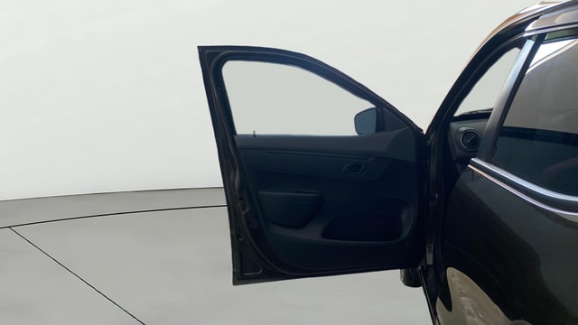 View Renault Kwid Image 31 Used Renault Kwid Image 31