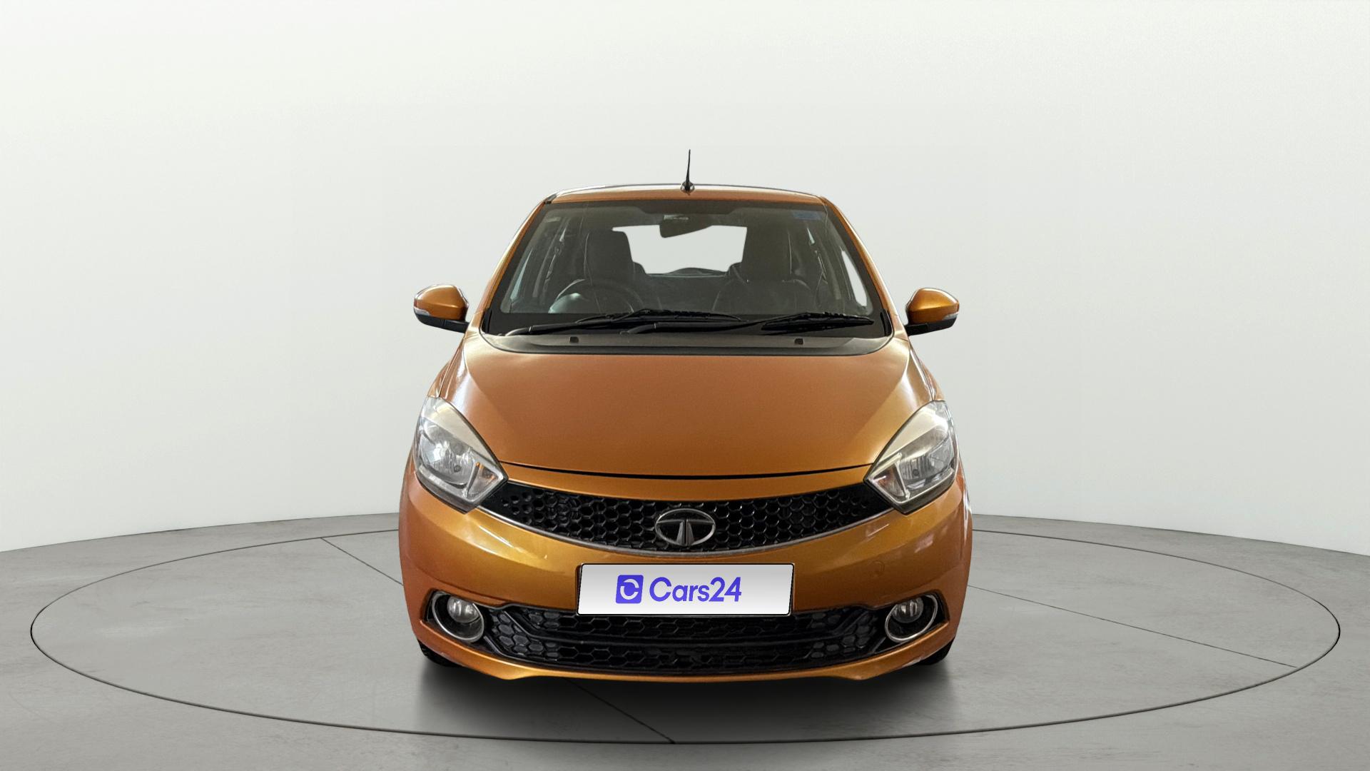 2019 टाटा टियागो Revotorq XB 2019 टाटा टियागो Revotorq XB