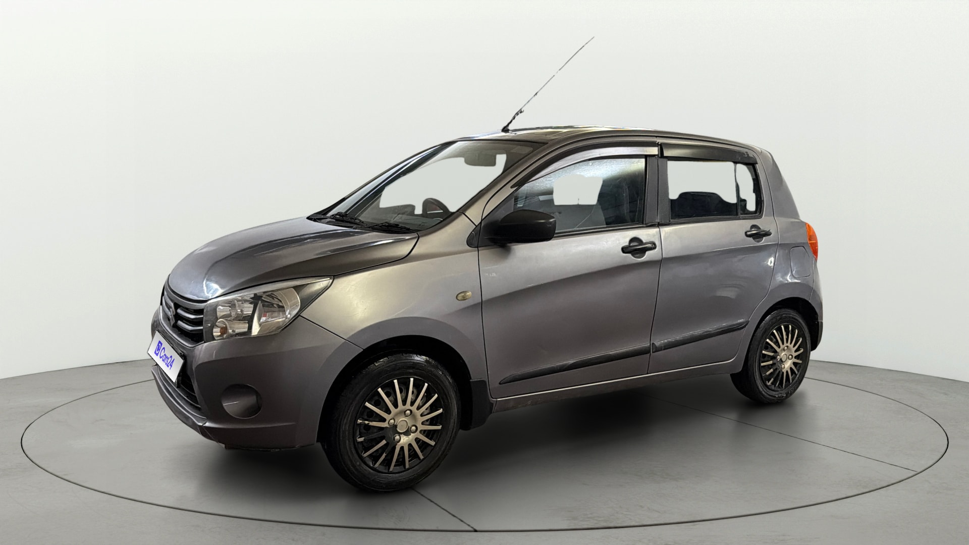 View 2016 Maruti Suzuki 1000 Base Variant Image 35 Used 2016 Maruti Suzuki 1000 Base Variant Image 35